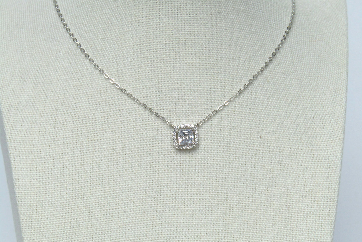 Collar Crystal Elegance